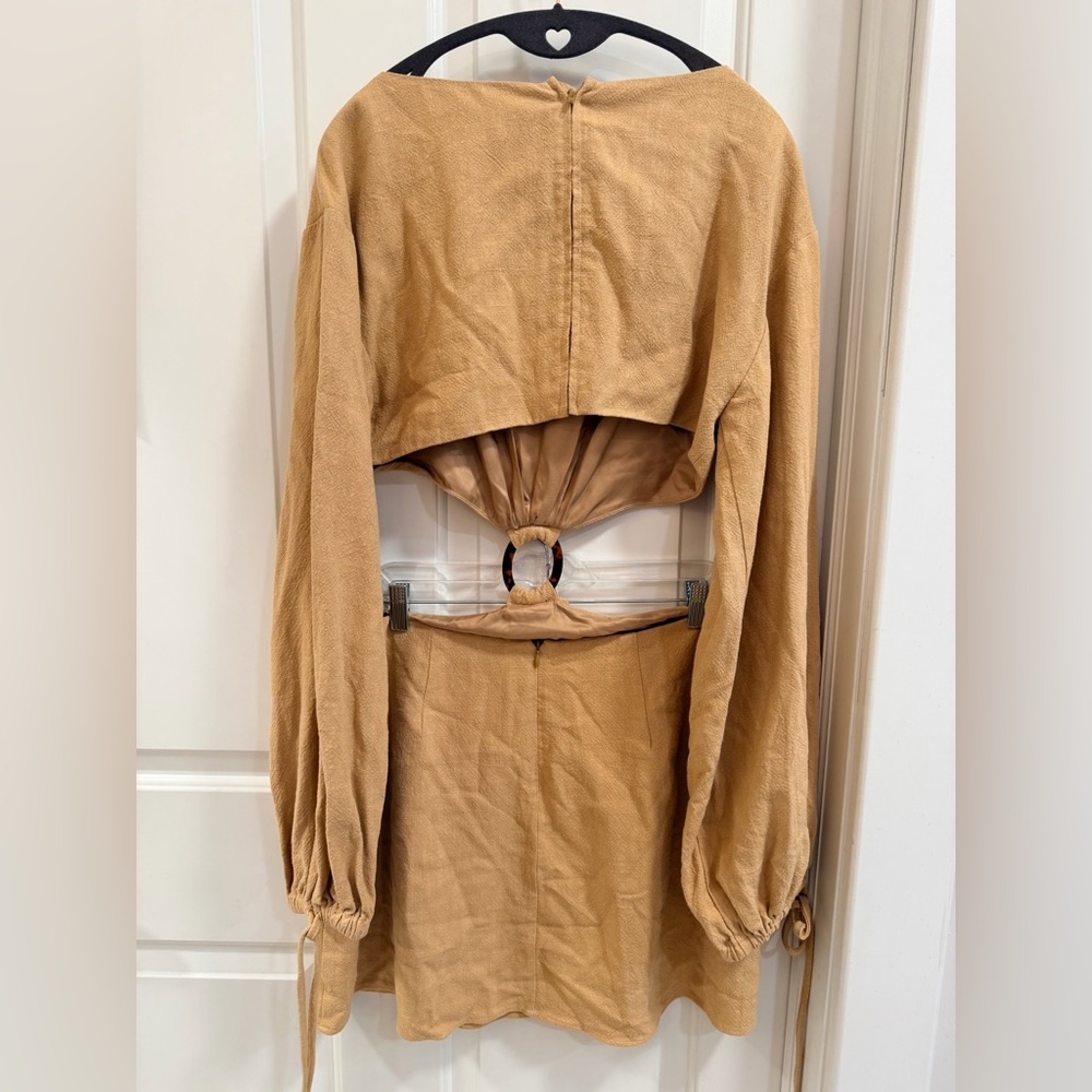 L’Academie Alora Dress – Tan (XL) - Picture 16 of 16